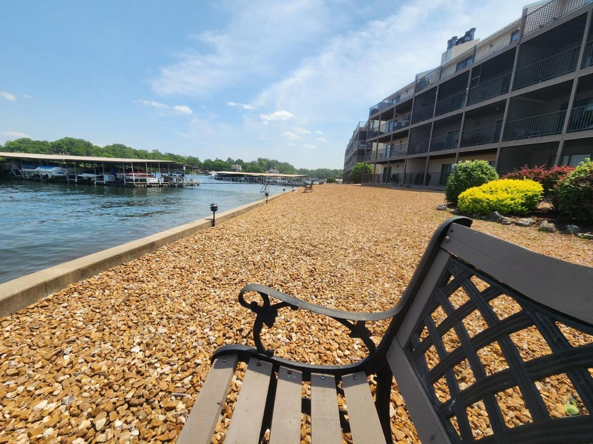 Lakefront Condo With A View אוסייג' ביץ' מראה חיצוני תמונה
