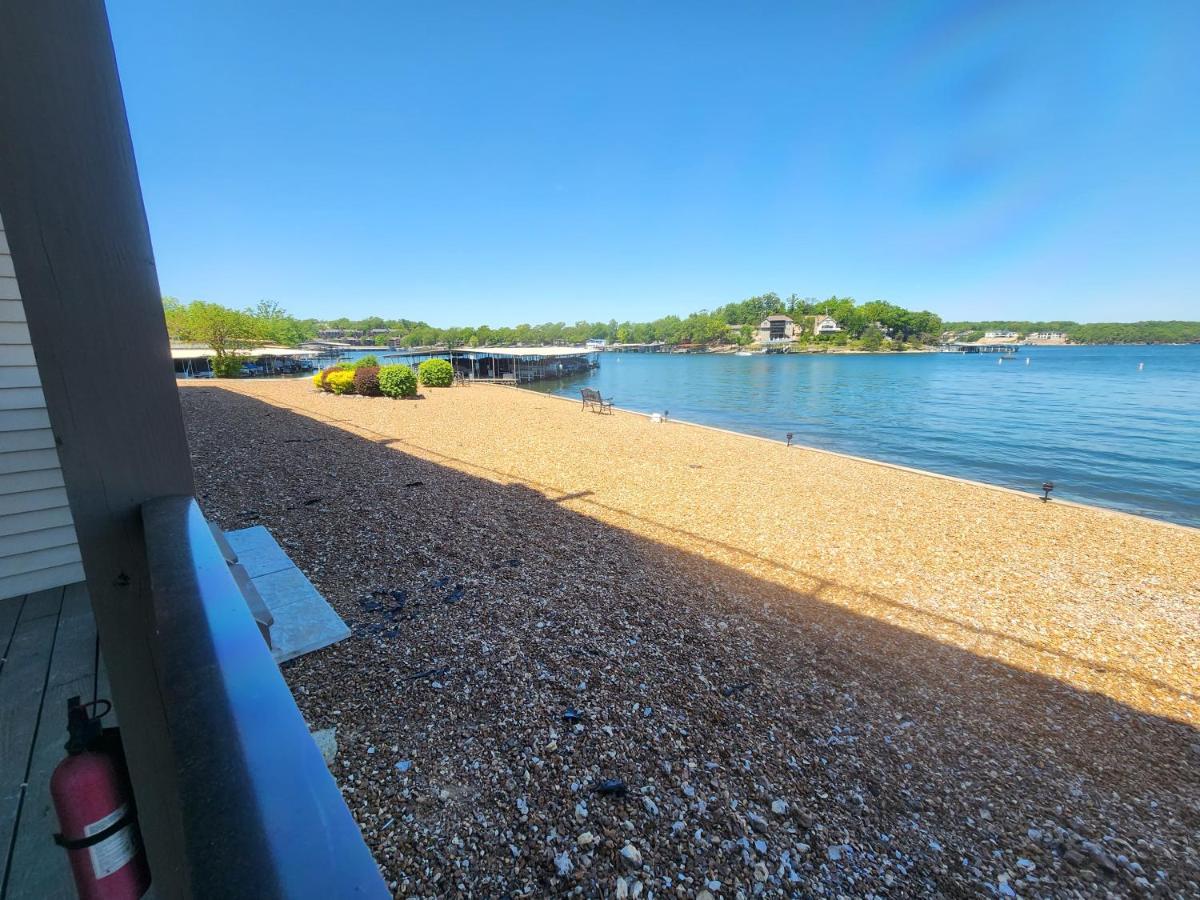 Lakefront Condo With A View אוסייג' ביץ' מראה חיצוני תמונה