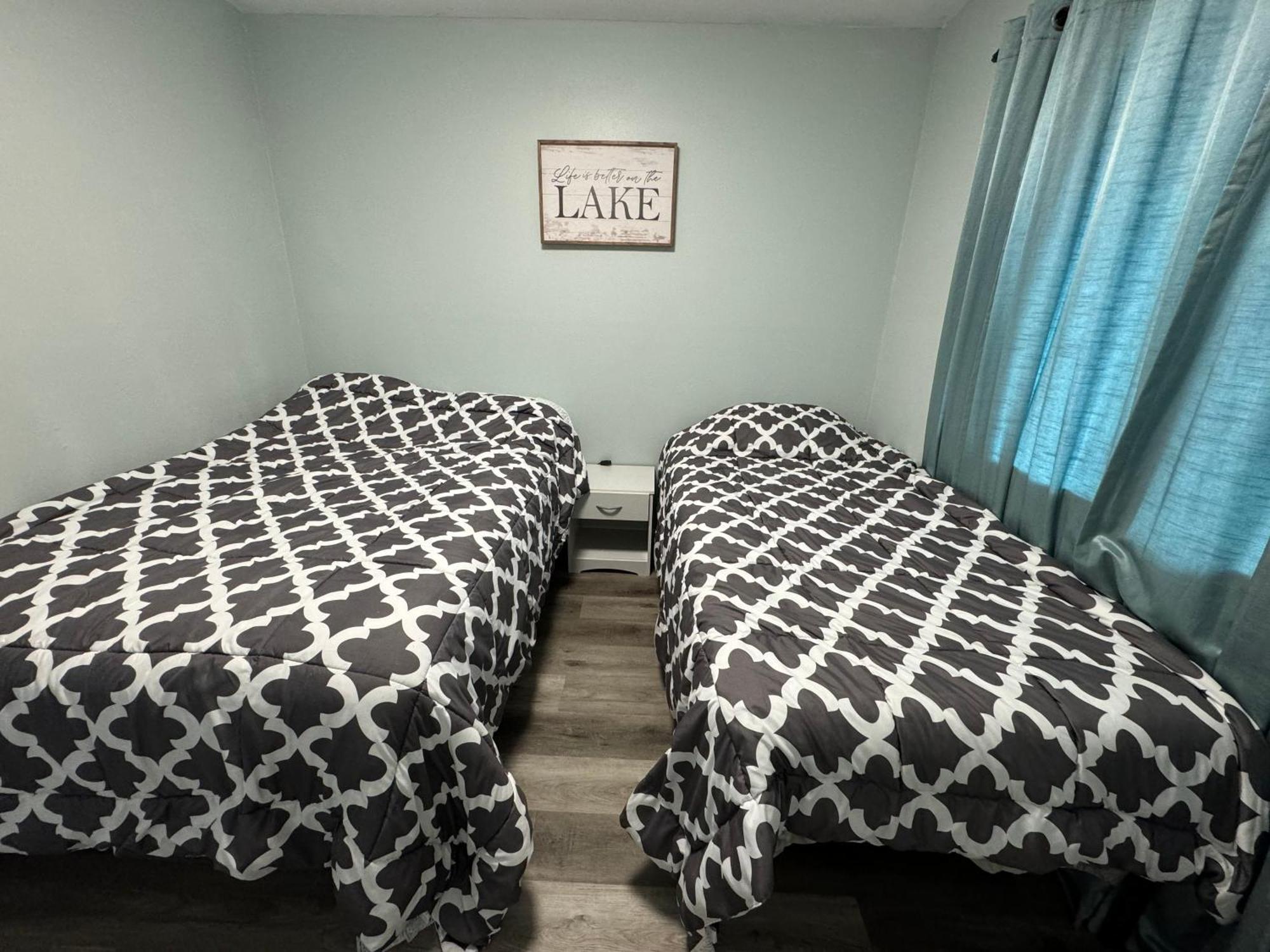 Lakefront Condo With A View אוסייג' ביץ' מראה חיצוני תמונה