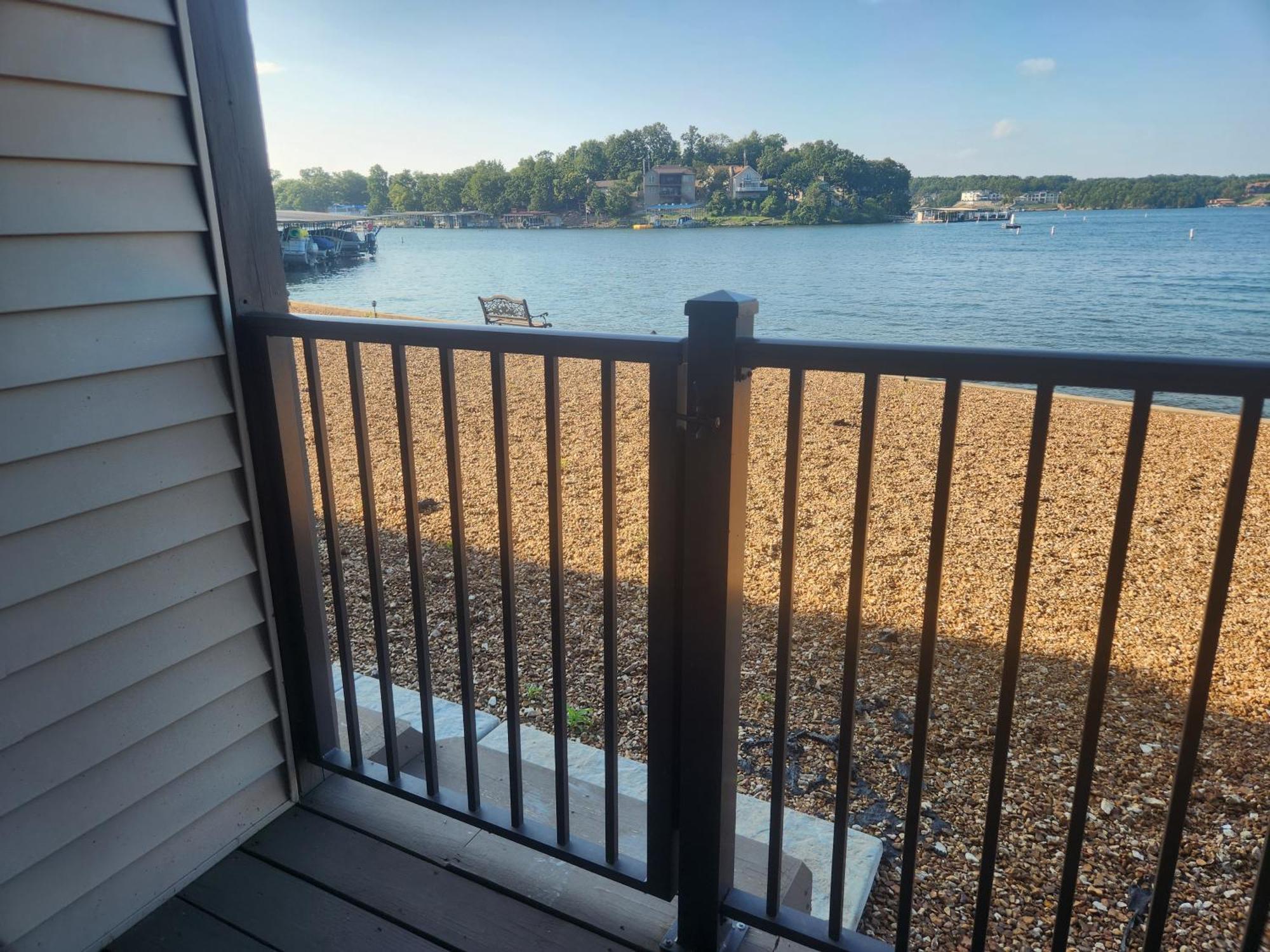 Lakefront Condo With A View אוסייג' ביץ' מראה חיצוני תמונה